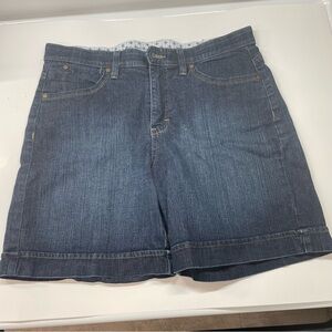 Lee Blue Jean‎ Shorts Classic Style Zipper Women’s SZ 10